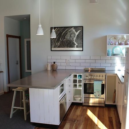 Silverstream Retreat Lower Hutt Szoba fotó