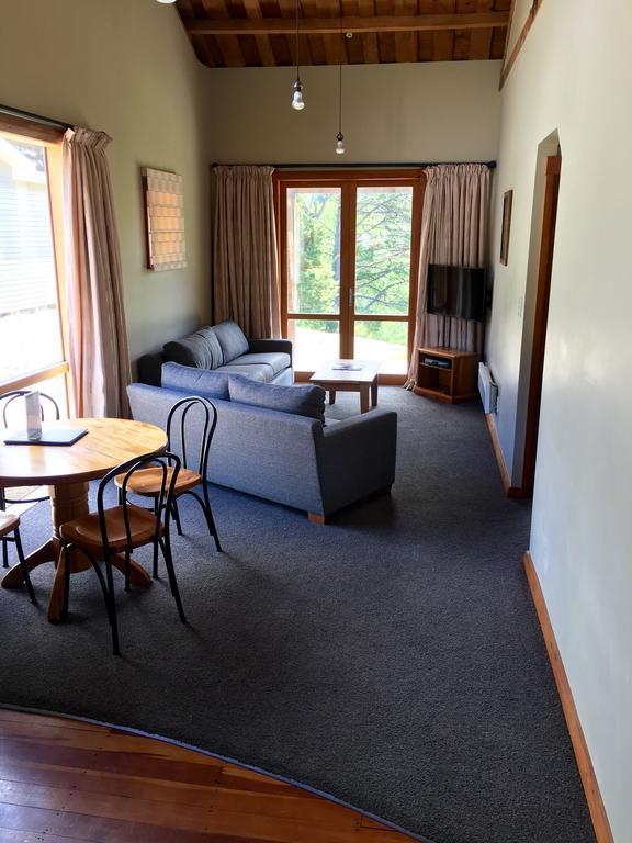 Silverstream Retreat Lower Hutt Szoba fotó